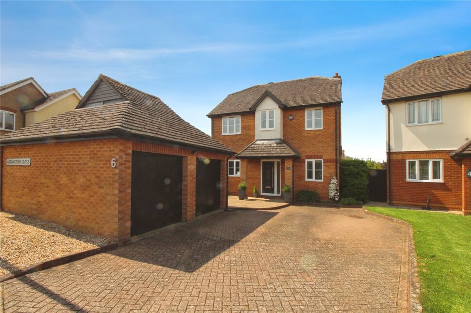 4 bedroom Detached House for sale