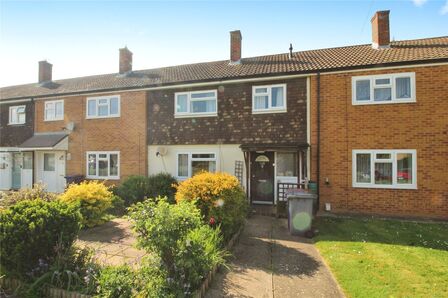 3 bedroom Mid Terrace House for sale