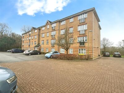 Aylward Drive, 2 bedroom Flat for sale, &pound;225,000