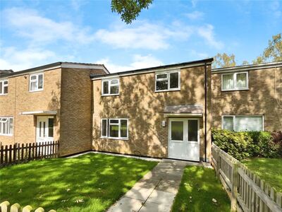 Canterbury Way, 3 bedroom End Terrace House to rent, £1,750 pcm