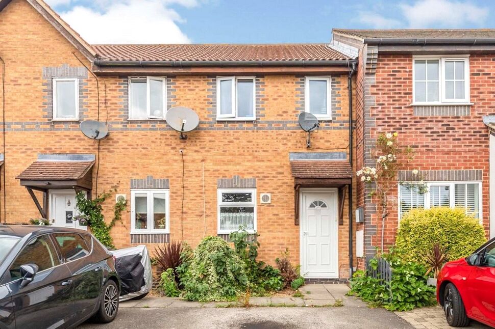 Main image of 2 bedroom Mid Terrace House to rent, Chepstow Close, Stevenage, Hertfordshire, SG1
