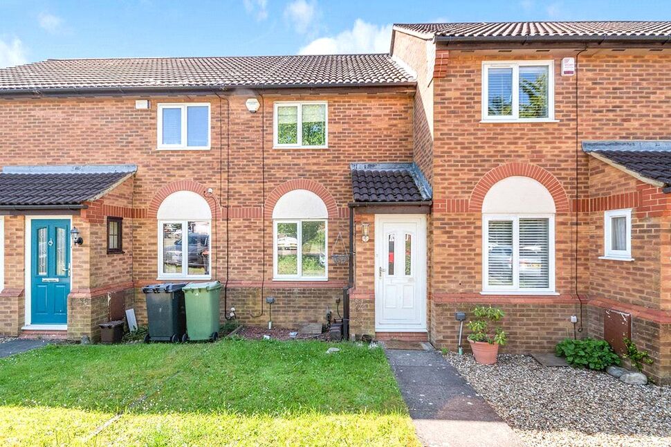 Main image of 2 bedroom House to rent, Cromer Way, Luton, Bedfordshire, LU2