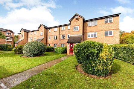 Wedgewood Road, 1 bedroom Flat for sale, &pound;180,000