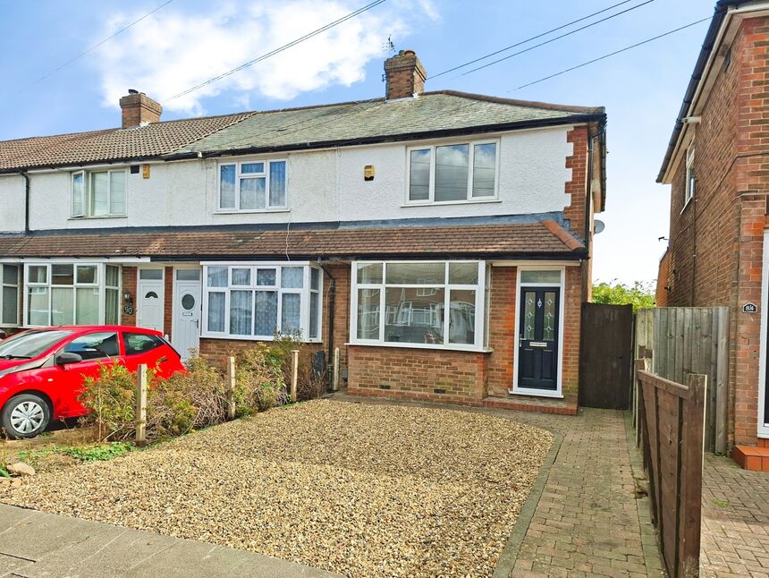 Main image of 2 bedroom End Terrace House for sale, Chesford Road, Luton, Bedfordshire, LU2