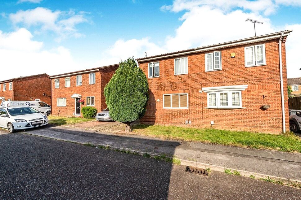 Main image of 2 bedroom Mid Terrace House to rent, Tanfield Green, Luton, LU2
