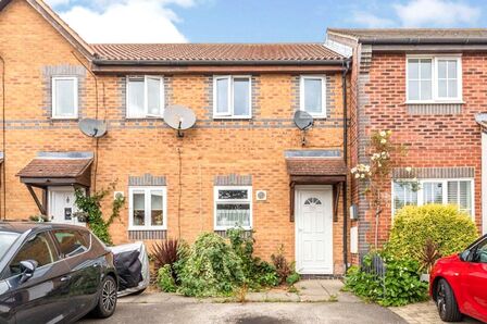 2 bedroom Mid Terrace House to rent