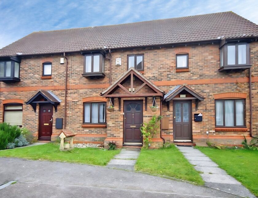 Main image of 3 bedroom House to rent, Prestwick Close, Luton, Bedfordshire, LU2
