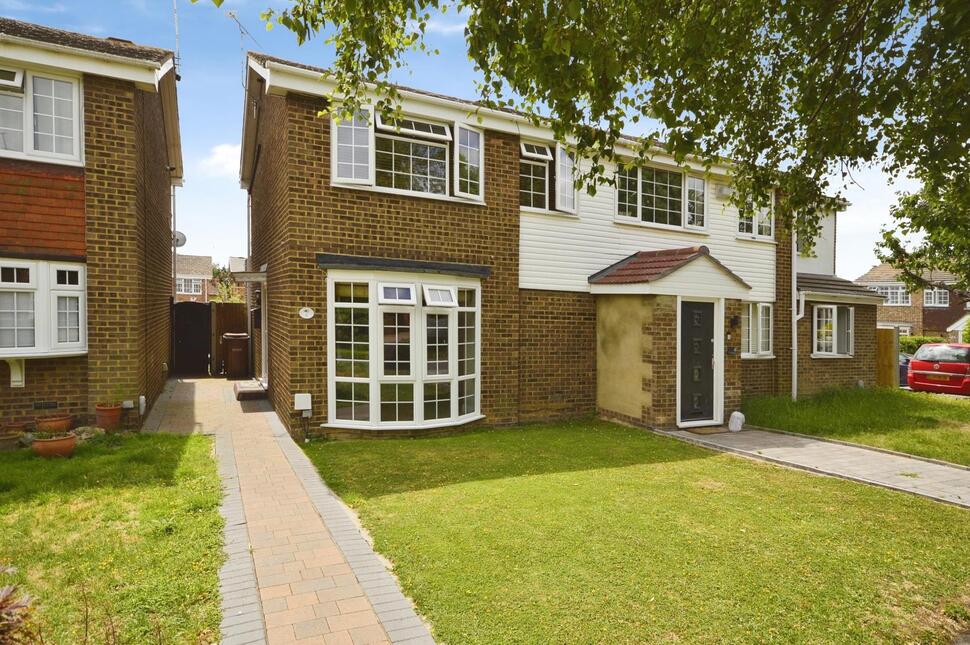 Main image of 3 bedroom Semi Detached House for sale, Herdsdown, Hoo, Kent, ME3
