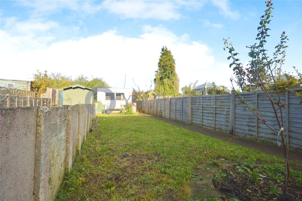 2 bedroom Mid Terrace House for sale, Bull Lane, Higham, ME3 £275,000