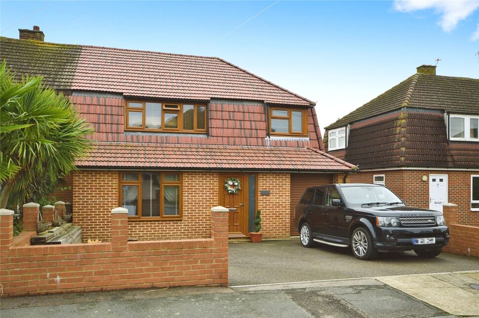 4 bedroom Semi Detached House for sale, Knights Road, Hoo, ME3 £450,000