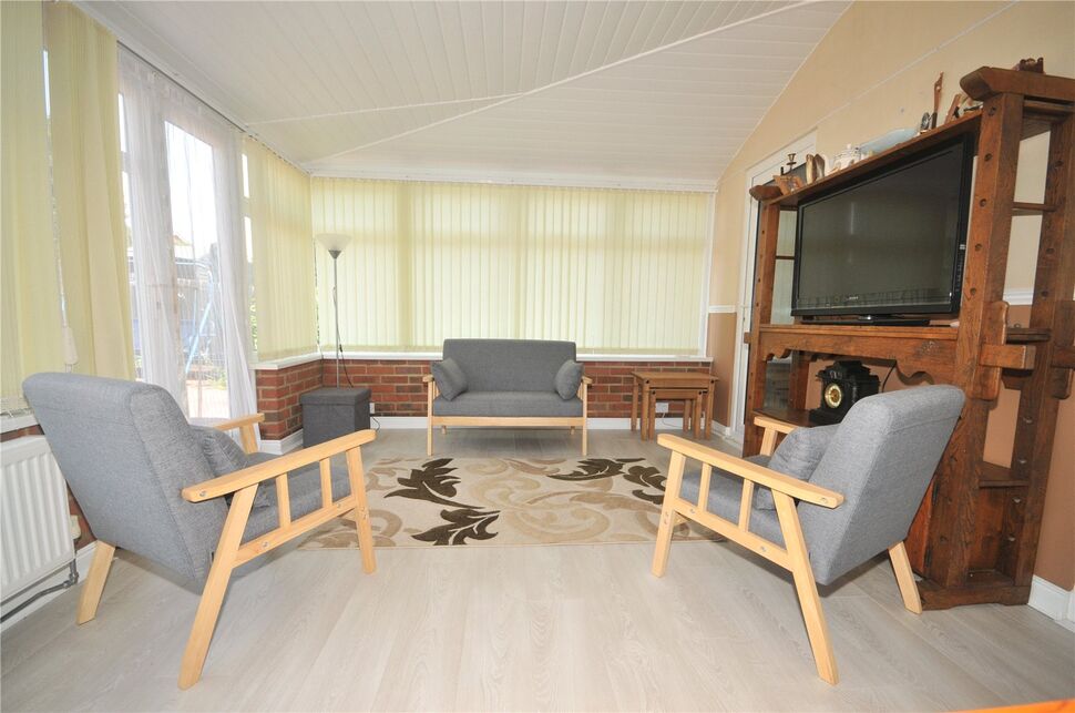 Conservatory / Diner