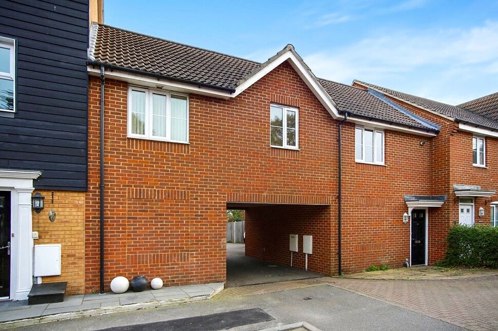 Main image of 2 bedroom Flat for sale, Searchlight Heights, Chattenden, Kent, ME3