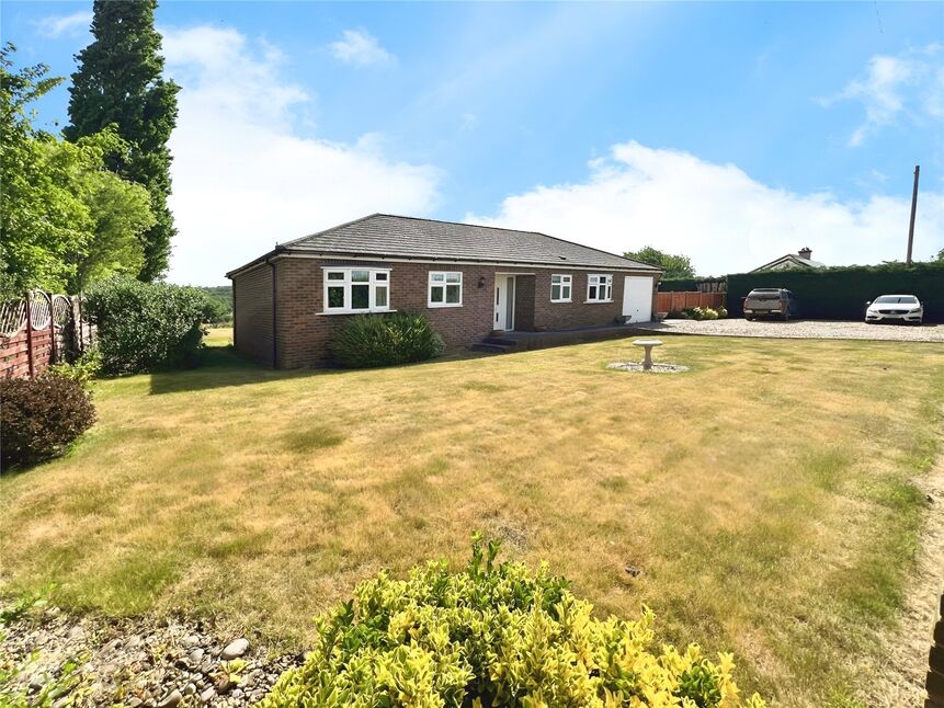 Main image of 3 bedroom Detached Bungalow to rent, Haven Street, Wainscott, Kent, ME3