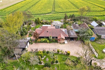 Cuckolds Green Road, 3 bedroom Detached Bungalow for sale, £875,000