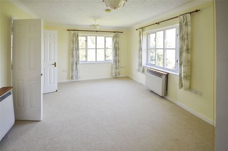 2 bedroom  Flat for sale