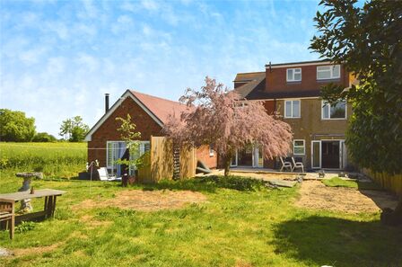 7 bedroom Semi Detached House for sale