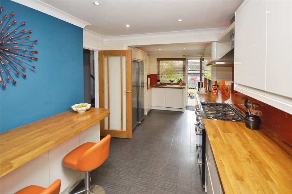Kitchen / Breakfast Room