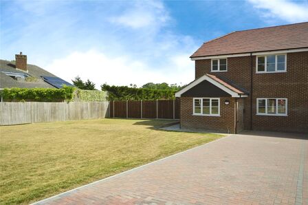 Main Road, 4 bedroom Semi Detached House for sale, &pound;495,000