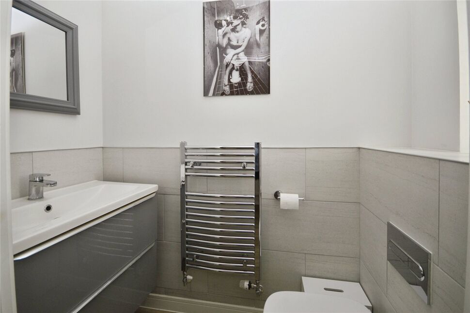 Cloakroom / WC