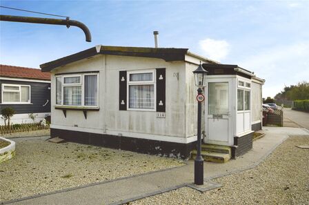 Kingsmead Park, 2 bedroom Detached Property for sale, &pound;130,000