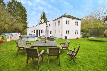 Dux Court Road, 5 bedroom Detached House for sale, &pound;800,000