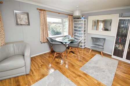 2 bedroom Detached Property for sale
