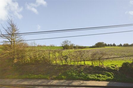 Main Road, 2 bedroom Mid Terrace House for sale, &pound;250,000