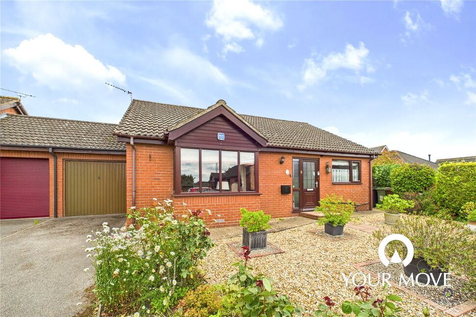 Main image of 3 bedroom Link Detached Bungalow for sale, Oaktree Way, Harleston, Norfolk, IP20