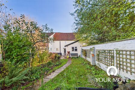 High Road, 2 bedroom End Terrace House for sale, £240,000