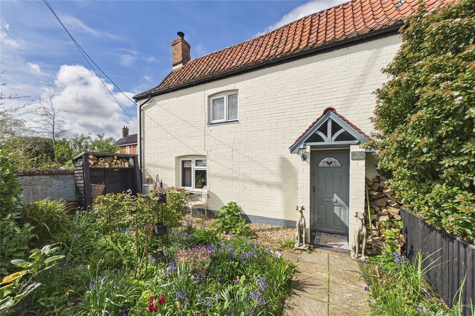 Main image of 2 bedroom End Terrace House for sale, High Road, Needham, Norfolk, IP20