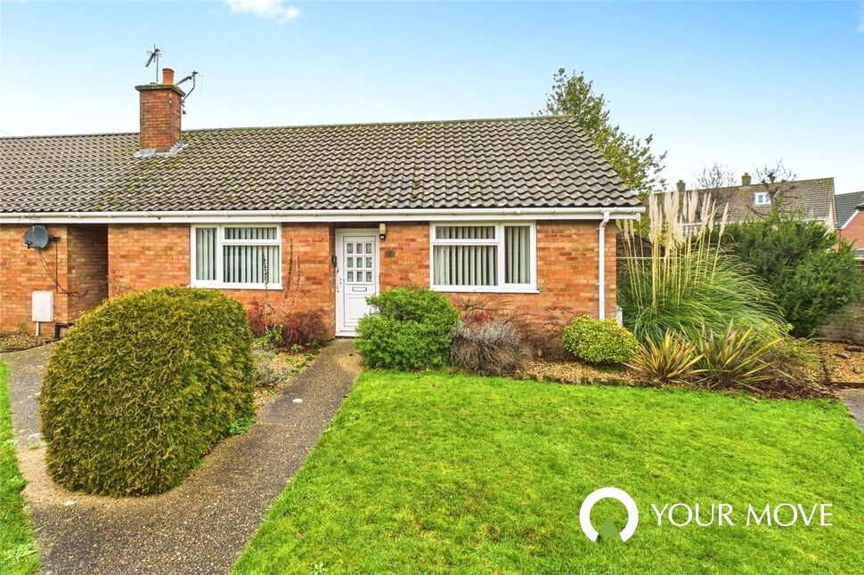 Main image of 2 bedroom Link Detached Bungalow for sale, Paddock Road, Harleston, Norfolk, IP20