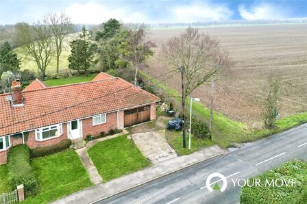Hogg Lane, 3 bedroom End Terrace Bungalow for sale, &pound;325,000