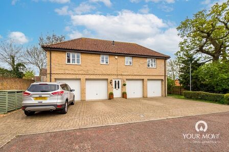 Doune Way, 2 bedroom Flat for sale, &pound;170,000