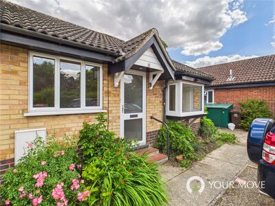 Holly Court, 1 bedroom End Terrace Bungalow for sale, &pound;135,000