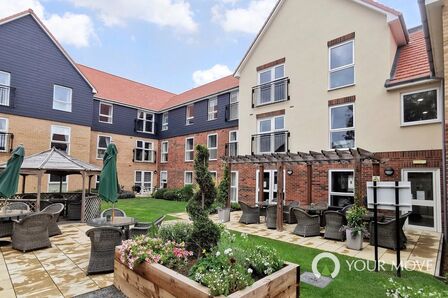 1 bedroom Flat for sale