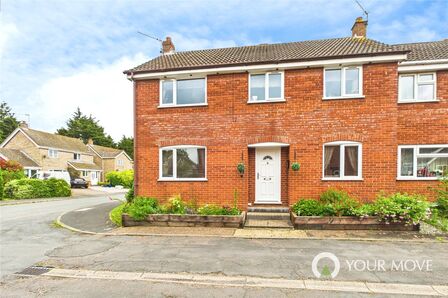 4 bedroom Semi Detached House for sale