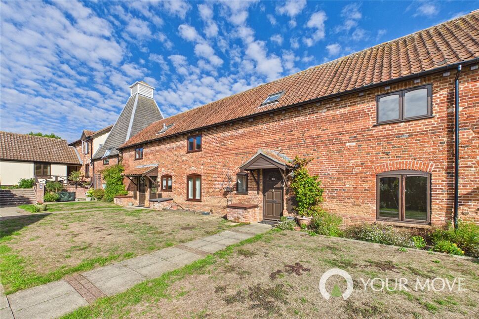 Main image of 2 bedroom Mid Terrace House for sale, Malthouse Court, Harleston, Norfolk, IP20