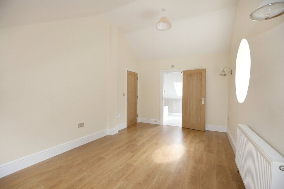 Bedroom With En-Suite