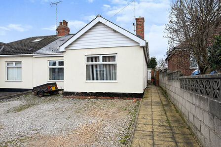 2 bedroom Semi Detached Bungalow for sale