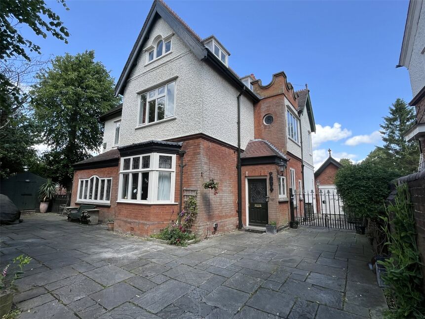 Main image of 5 bedroom Detached House for sale, Wharncliffe Road, Ilkeston, Derbyshire, DE7