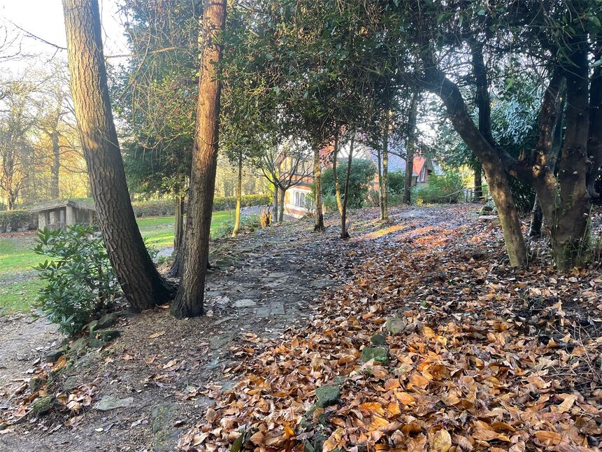 5 bedroom Detached House for sale, The Field, Shipley Lane, DE757JJ £