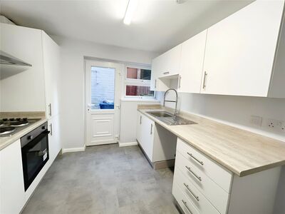 2 bedroom  Flat to rent