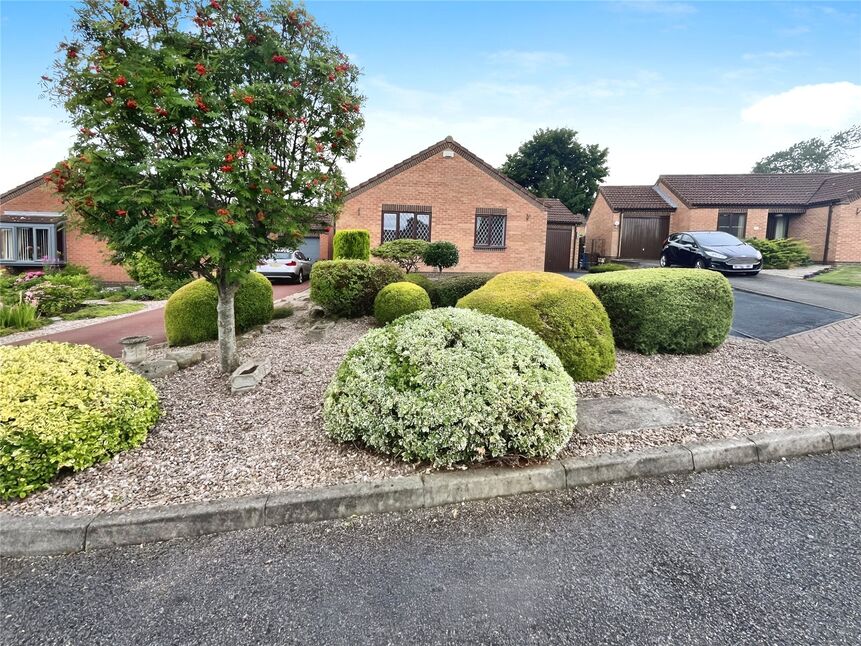 2 bedroom Detached House for sale