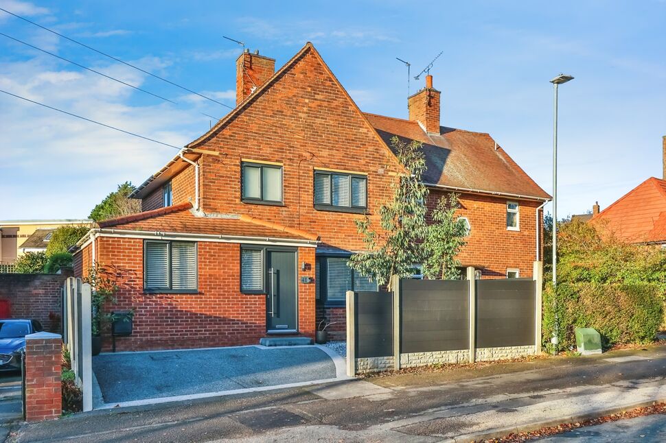 Main image of 3 bedroom Semi Detached House for sale, Plumptre Way, Eastwood, Nottinghamshire, NG16