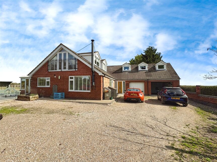 Main image of 5 bedroom Detached House to rent, Aldercar Lane, Langley Mill, Derbyshire, NG16