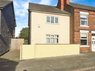 2 bedroom End Terrace House for sale
