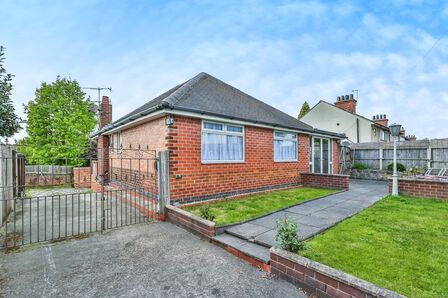 2 bedroom Detached House for sale