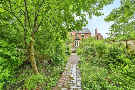 3 bedroom End Terrace House for sale