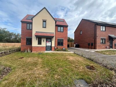 Codling Close, 3 bedroom Detached House for sale, £108,000