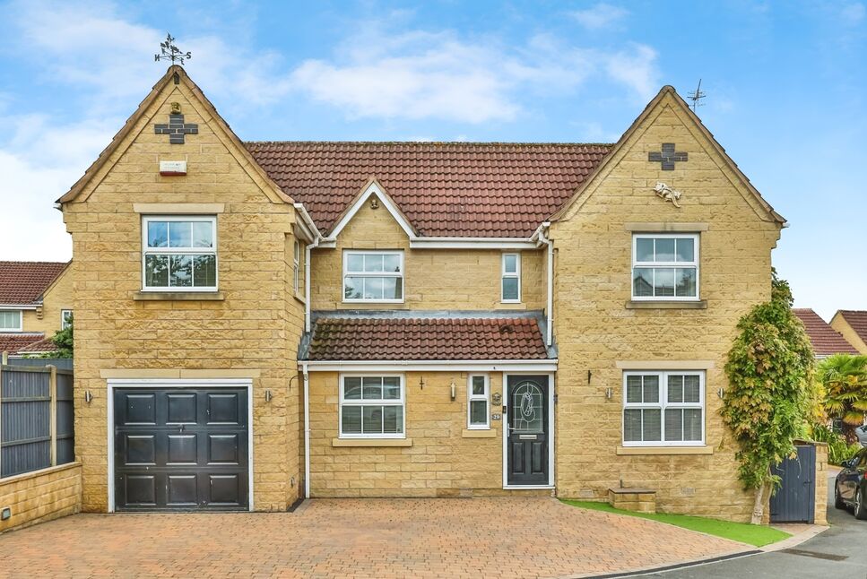 Main image of 4 bedroom Detached House for sale, Laneward Close, Ilkeston, Derbyshire, DE7